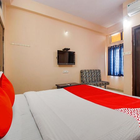 Hotel O R.J.International Pedda Ambarpet 外观 照片