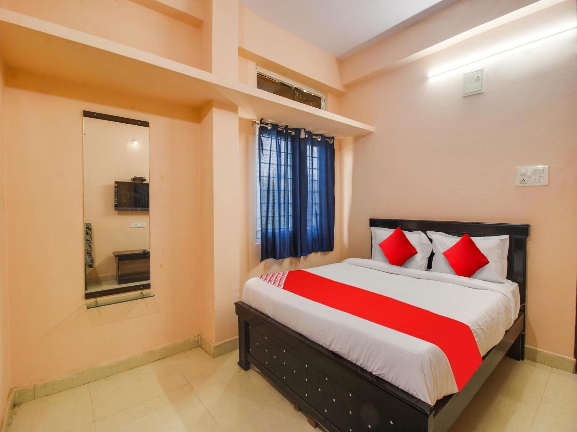 Hotel O R.J.International Pedda Ambarpet 外观 照片