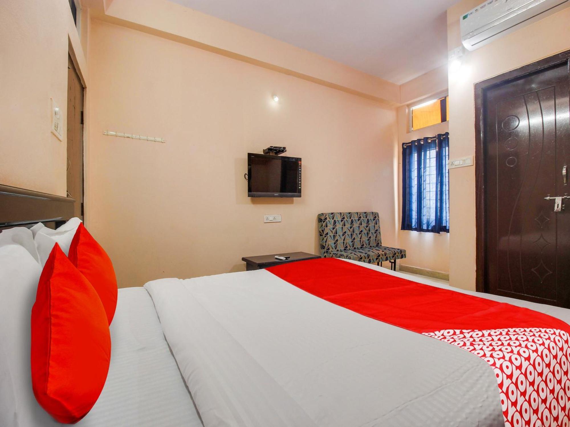 Hotel O R.J.International Pedda Ambarpet 外观 照片